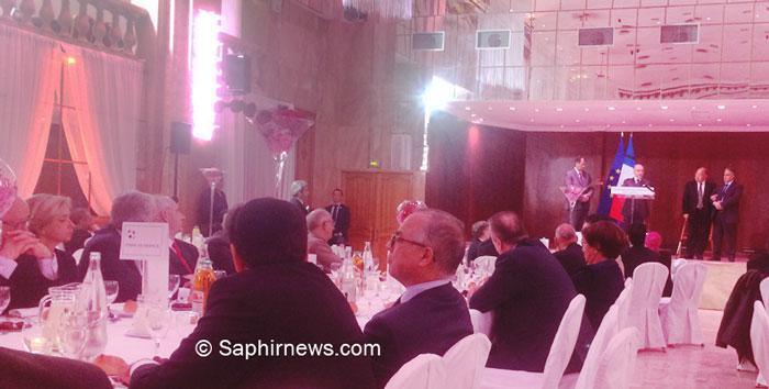 Après Magnanville, Bernard Cazeneuve affiche sa fermeté à l’iftar du CFCM