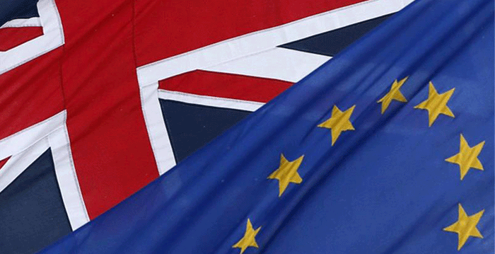 Brexit : Britain is out