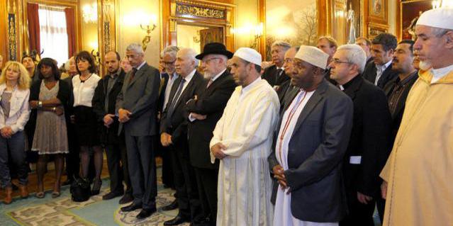 Les autorités religieuses de la ville de Nice unis lors d'une présentation officielle des vœux à la mairie.