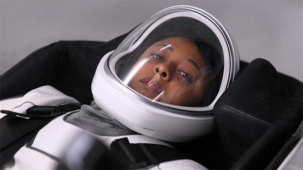 Première femme arabe dans l’espace, Rayyanah Barnawi, icône de l’émancipation féminine en Arabie Saoudite