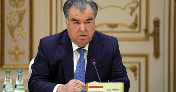 Pourquoi le Tadjikistan interdit le port du voile