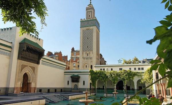 Après la sortie du rapport sur les Frères musulmans en France, la Grande Mosquée de Paris alerte