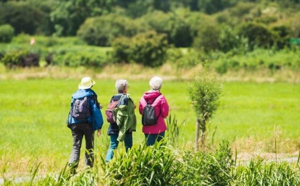 Une marche interreligieuse à Calais, le sort des migrants à l'esprit