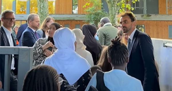 Rentrée des classes : le maire de Lyon dépose plainte face à une haine « décomplexée » contre les musulmans