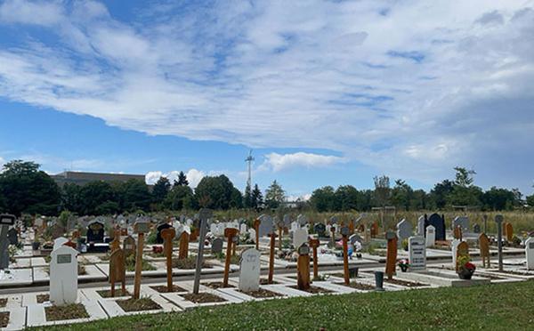 Pour la dignité des défunts, des mosquées mobilisées pour nettoyer le carré musulman du cimetière de Valenton