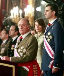 El Rey debe abdicar