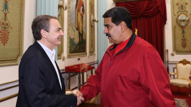El "chavismo", un totalitarismo "Made in Cuba", nunca dejará el poder por las buenas