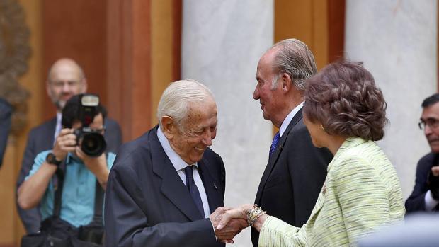 Manuel Olivencia, dotado de lealtad, valor y servicio al Estado