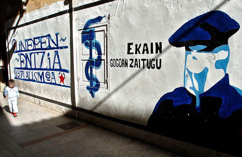 ETA NO ESTÁ DERROTADA NI DISUELTA: ESTÁ EN LOS PARLAMENTOS