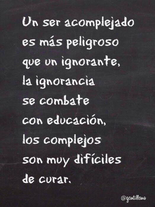 ESPAÑA, UNA NACIÓN ACOMPLEJADA QUE VA POR EL MAL CAMINO
