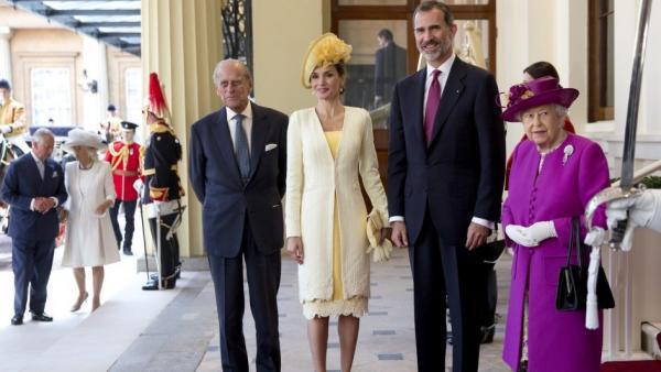 El rey Felipe VI debe reclamar Gibraltar y luchar por recuperar la colonia