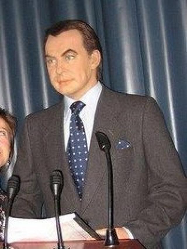 Zapatero en el museo de cera