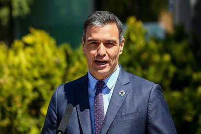 El sanchismo morirá matando.