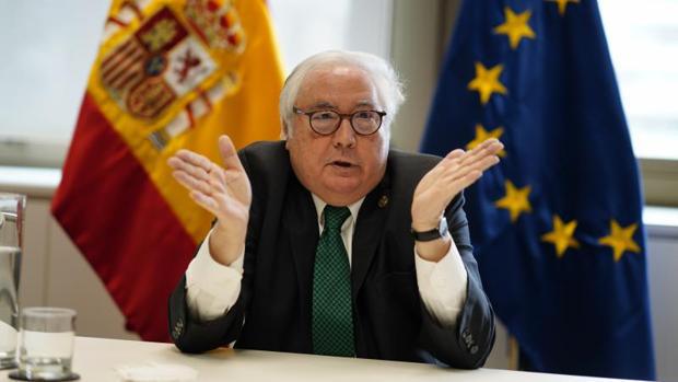 Castells, el ministro marmota, casi siempre en hibernación, dice que el esfuerzo y la disciplina son valores aristocráticos que hay que eliminar