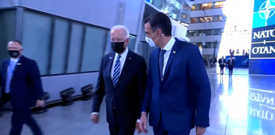 Los que le conocen dicen que Sánchez le tiene pánico a Joe Biden, el único que le ha reprochado sus inclinaciones marxistas.