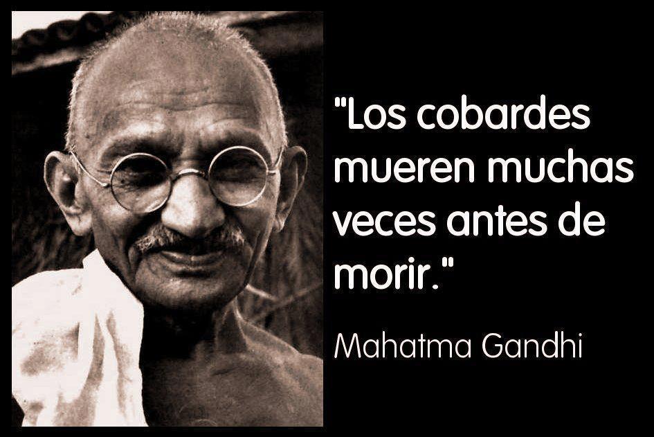 País de bobos y cobardes