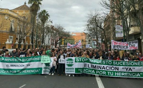 Sánchez se prepara para robar las herencias de los españoles