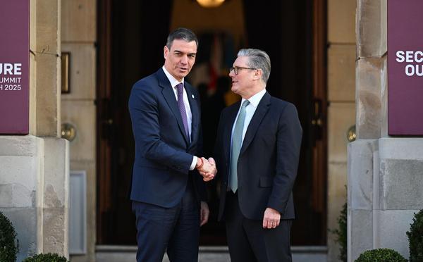 La vergüenza de Gibraltar y la traición de Sánchez
