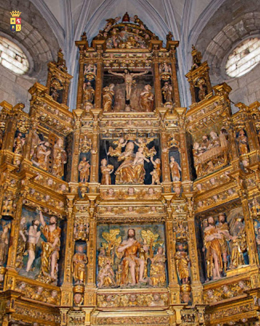 ⛪✨ ¿CONOCES LOS SECRETOS QUE ESCONDE NUESTRO RETABLO? 🖼️🔍