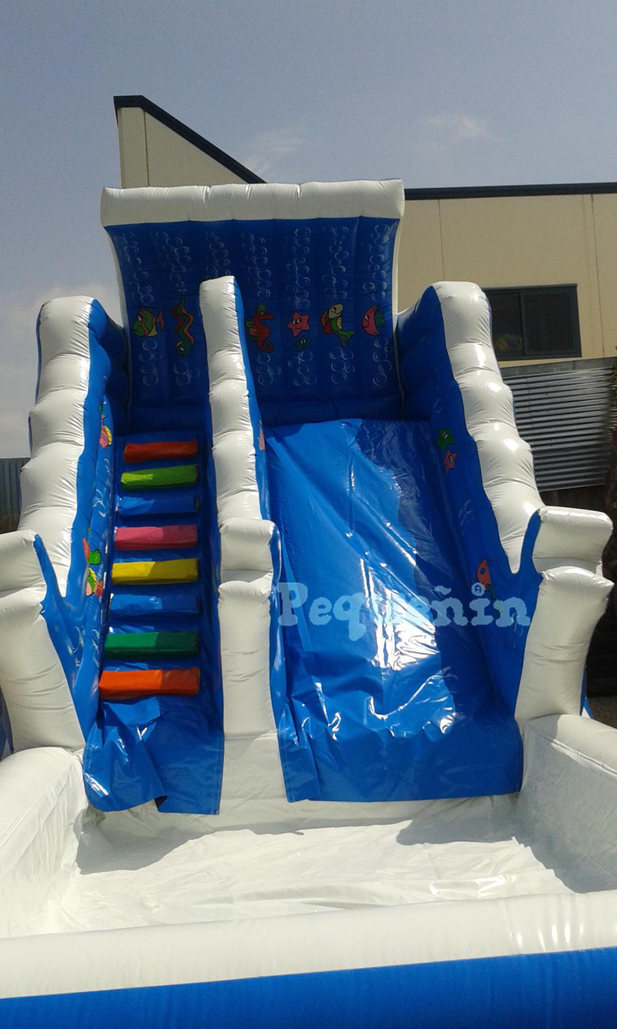 Fiesta del agua y fiesta de la espuma