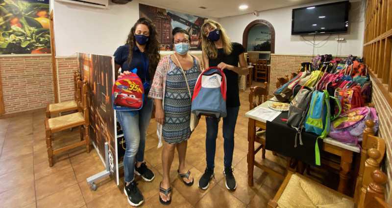 Coordinadora Solidaria entrega 110 mochilas con material escolar a las familias usuarias del Puchero