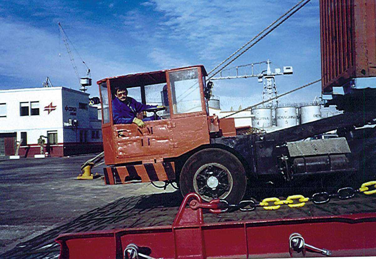 “Pocos trabajos livianos había en los 70, lo peor eran los sacos y los troncos” “Pocos trabajos livianos había en los 70, lo peor eran los sacos y los troncos”