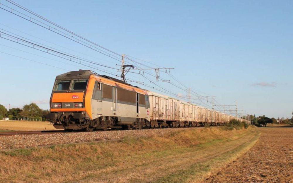 Rungis : le dernier train des primeurs risque de disparaître au profit des camions