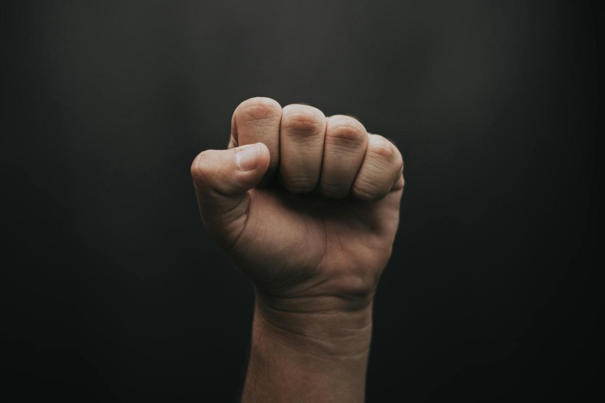 10. Todos Desobedecemos às Leis de Deus (1) 10. Todos Desobedecemos às Leis de Deus (1)