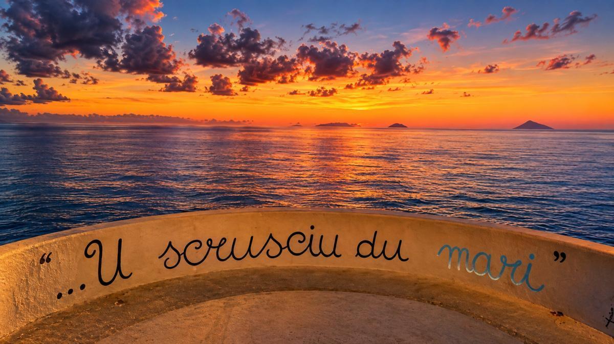 U scrusciu du mari (rotonda sul mare) - Seaside pavilion