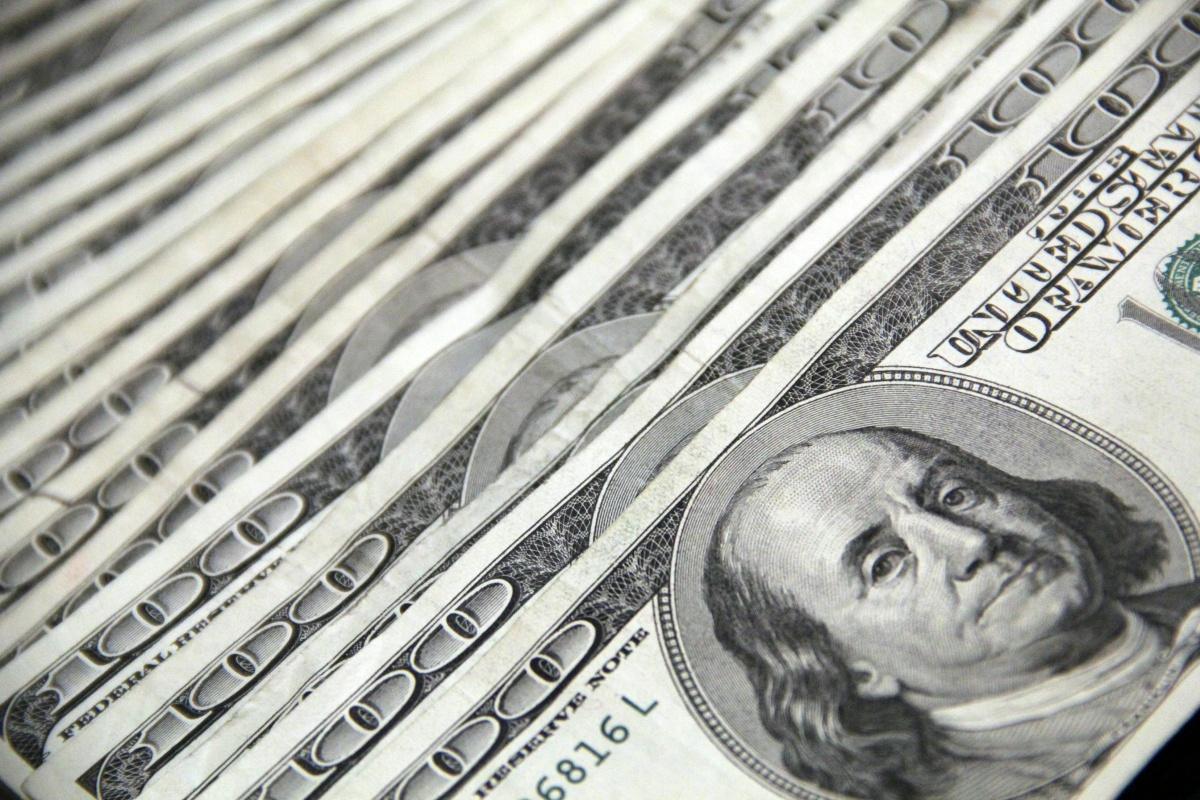 السياسة الجمركية الأمريكية: الأبعاد الاقتصادية والتحديات المستقبلية