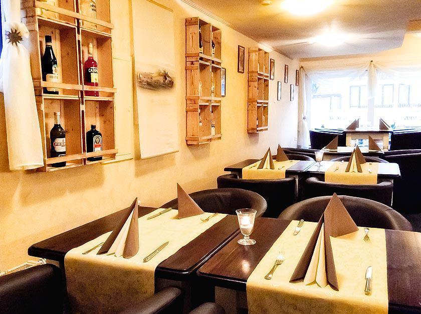 Restaurant SIRTAKI Restaurant SIRTAKI