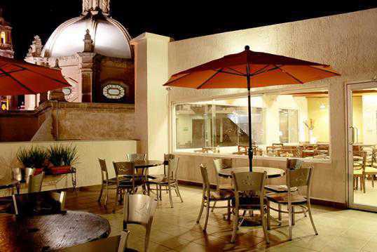 Hotel Plaza 