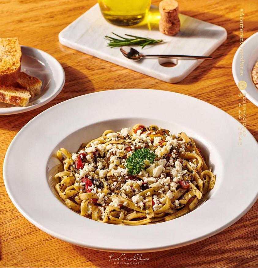 Los Cinco Panes Los Cinco Panes