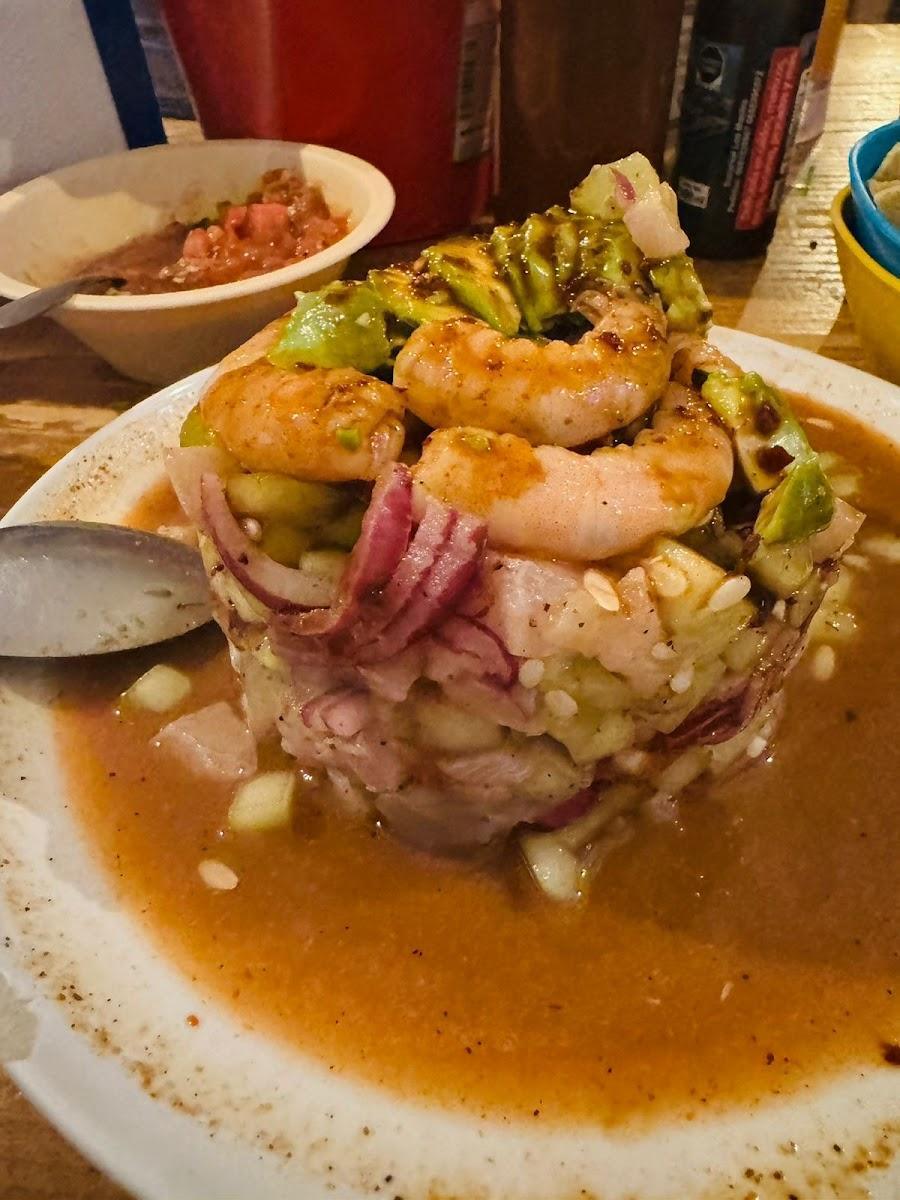 Yolo Mariscos & Bar Yolo Mariscos & Bar