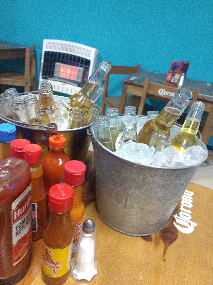 Yolo Mariscos & Bar Yolo Mariscos & Bar