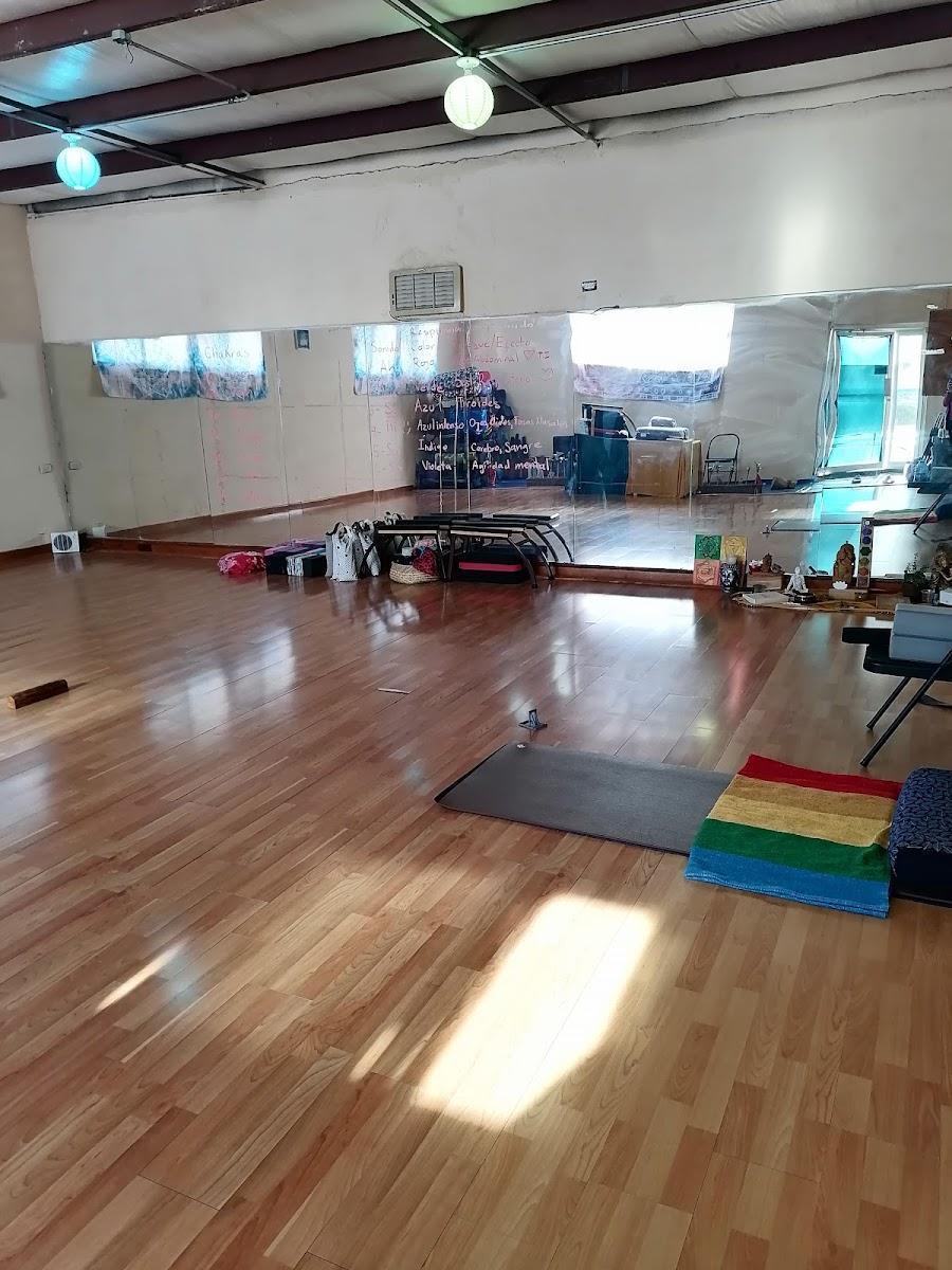 Centro Holístico Hilde Dávila Yoga y Bienestar Centro Holístico Hilde Dávila Yoga y Bienestar