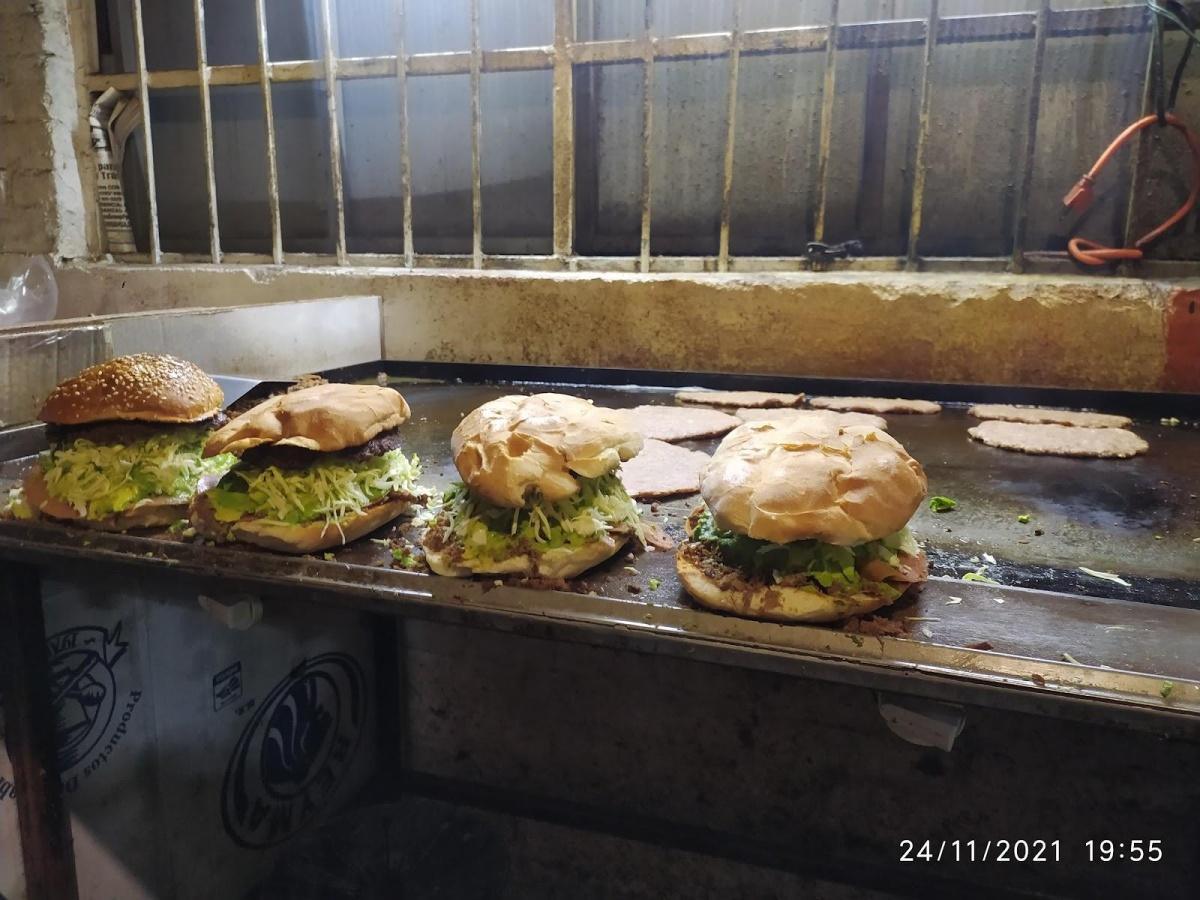 Tortas y hamburguesas "El tin" (Las aguacatosas) Tortas y hamburguesas "El tin" (Las aguacatosas)