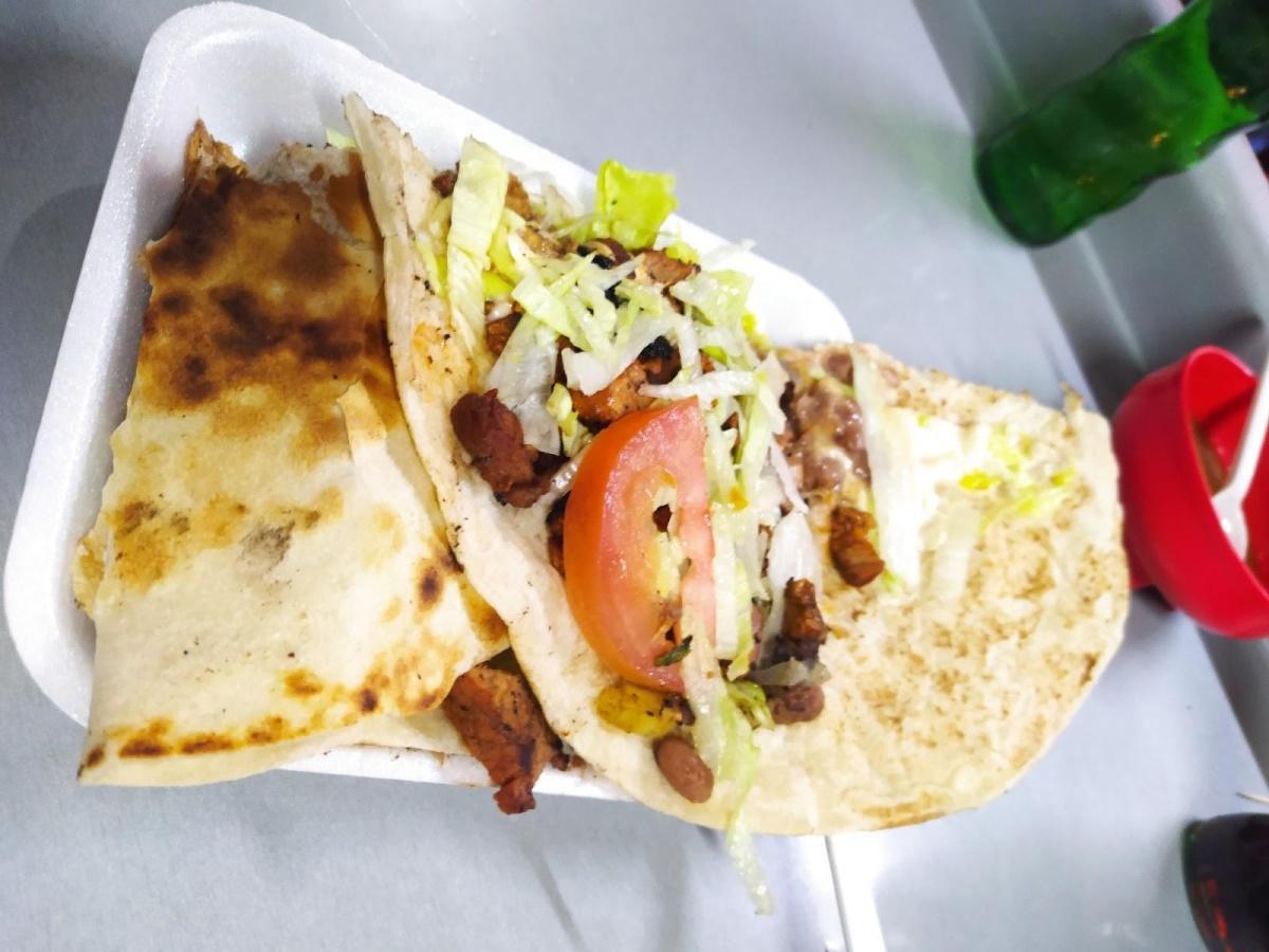 Tacos y Montados Los Compadres Tacos y Montados Los Compadres