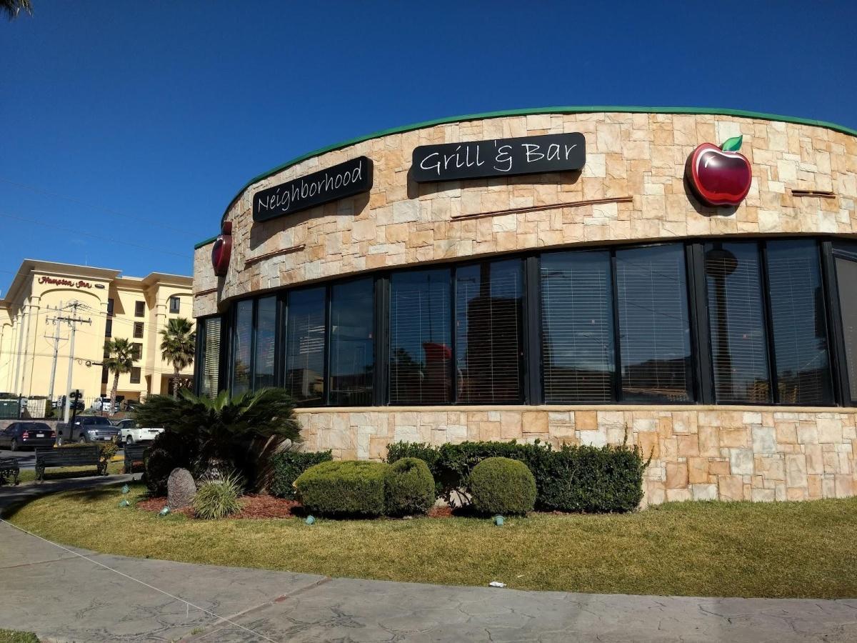 Applebee's Applebee's
