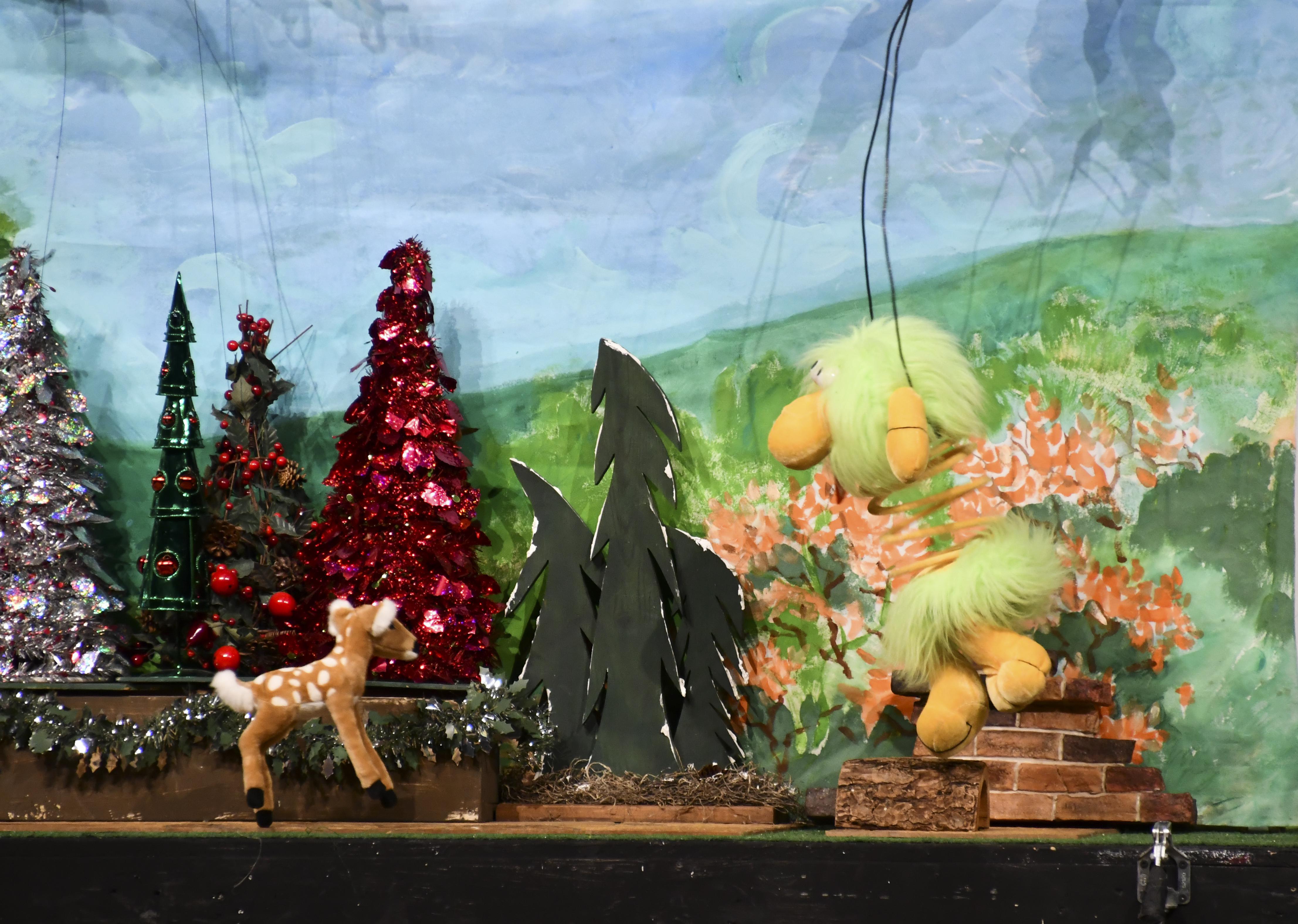 Marionettes Christmas Show 12-10-19