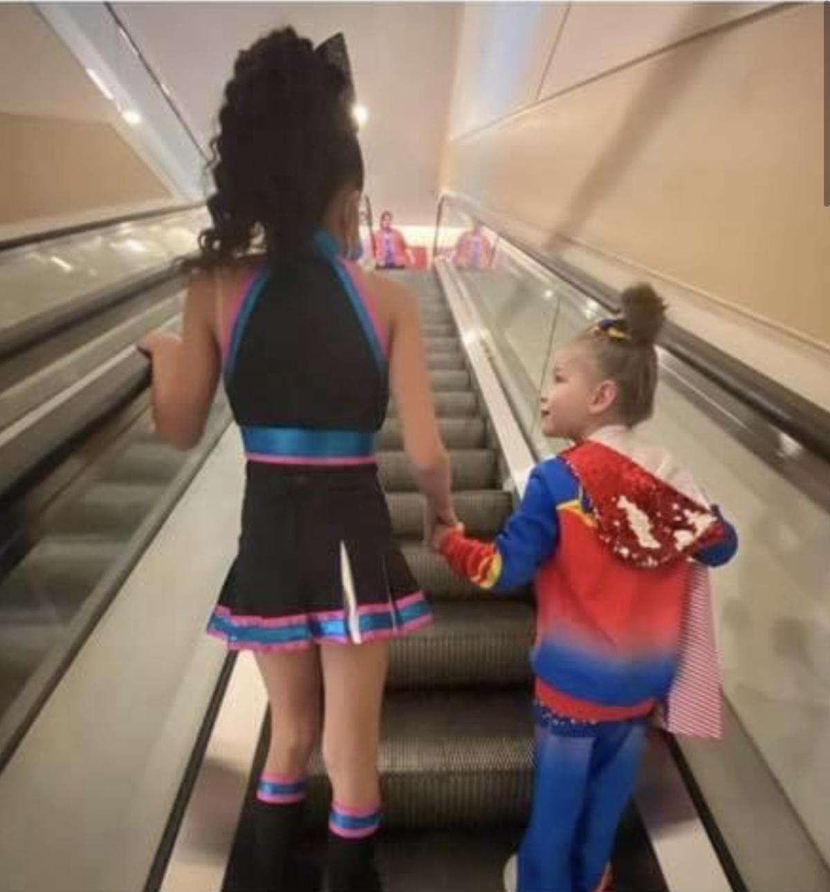 ALEXA - In10sity Killa Bees ALEXA - In10sity Killa Bees