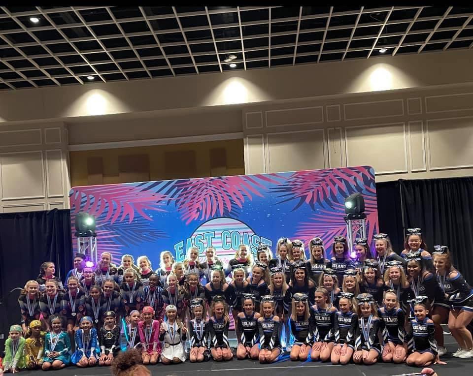 MIGHTY RANGERS - Shine Athletics & STEWARDESS - Island All-Stars MIGHTY RANGERS - Shine Athletics & STEWARDESS - Island All-Stars