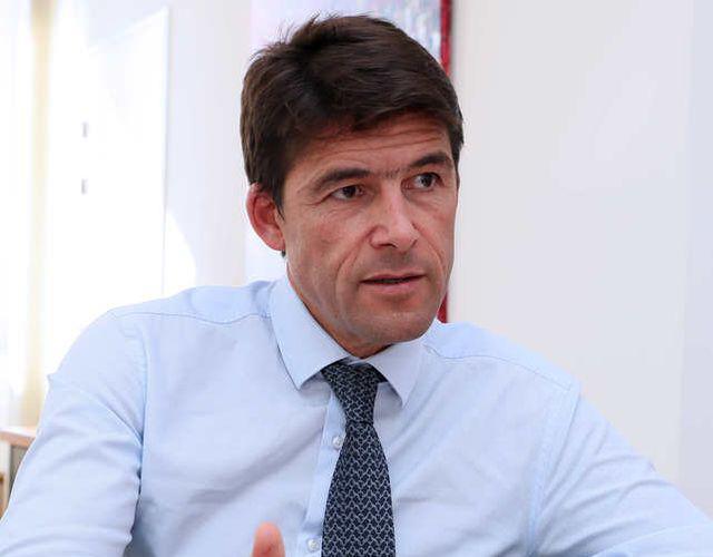 Bruno Even, PDG de Airbus Helicopters : "Être capable de résister" Bruno Even, PDG de Airbus Helicopters : "Être capable de résister"