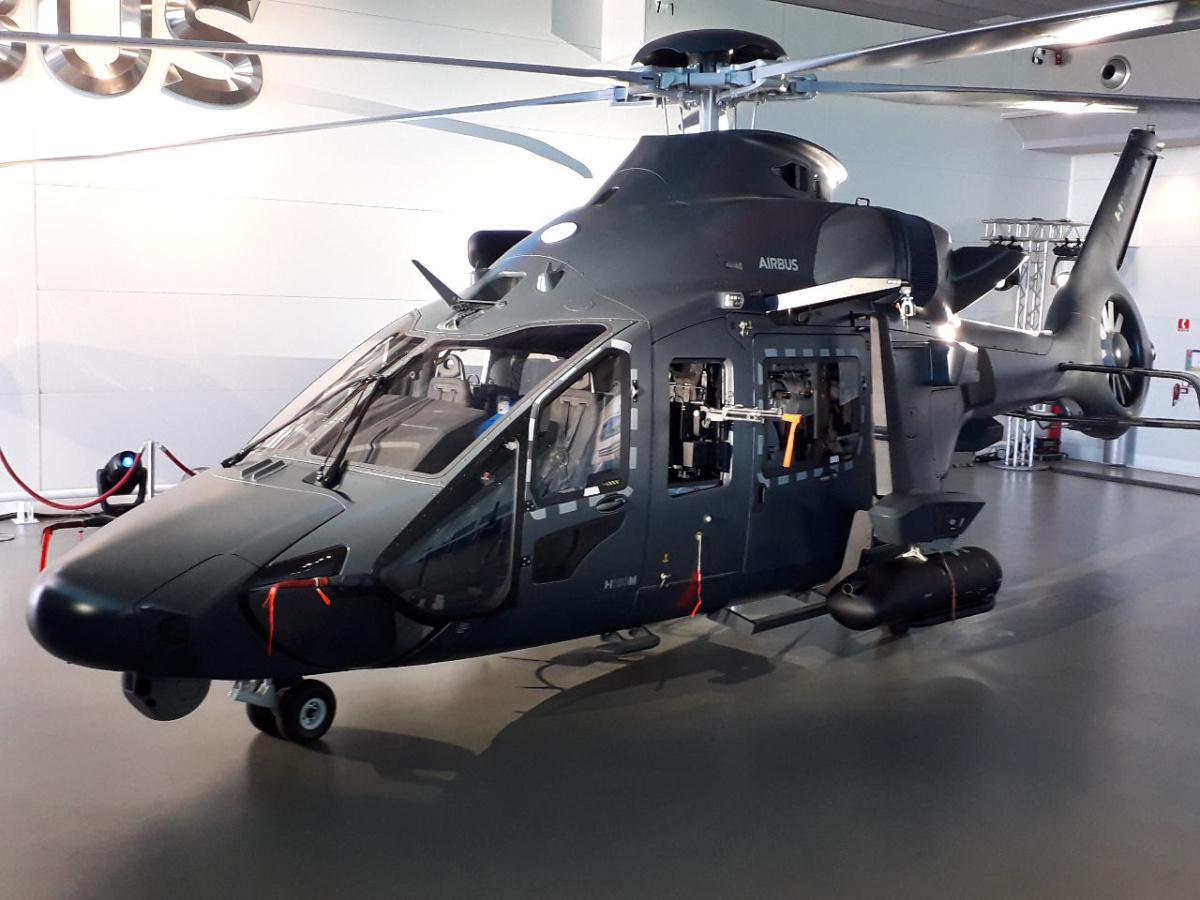 Airbus dévoile la maquette du H160M, baptisé Guépard Airbus dévoile la maquette du H160M, baptisé Guépard