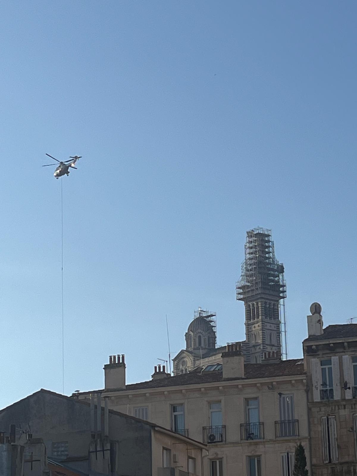  En direct: La Bonne Mère couronnée à nouveau grâce à Airbus Helicopters
