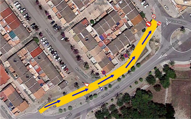 La calle Reales Alcázares cambia de sentido La calle Reales Alcázares cambia de sentido