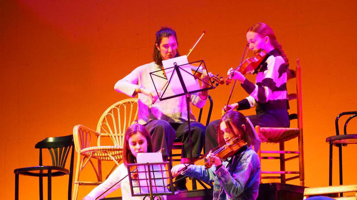 Emotiva celebración del 25 aniversario del Teatro Municipal Juan Bernabé