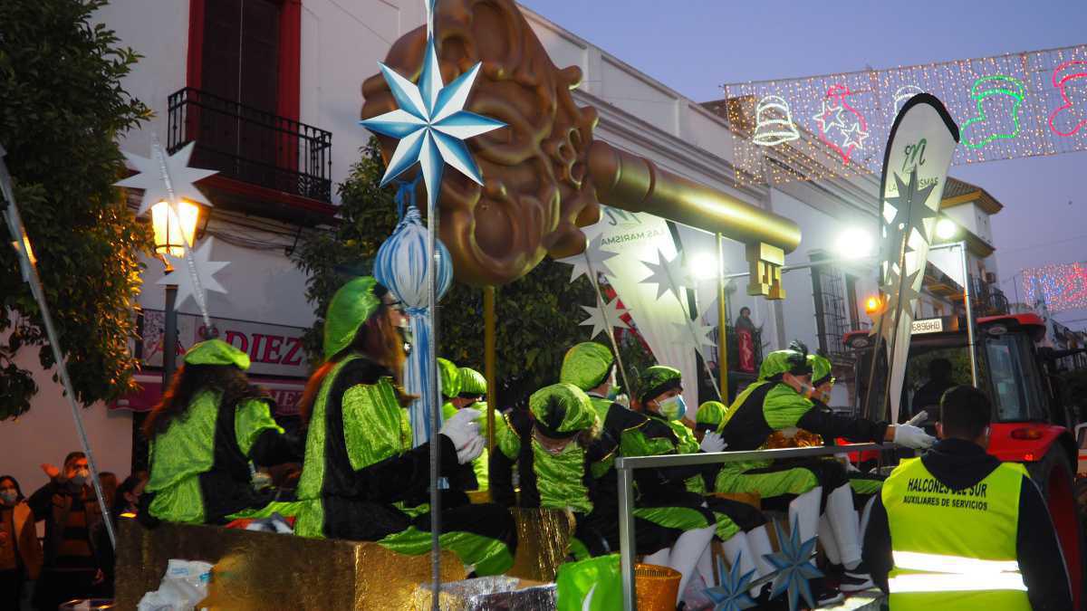 Lebrija vivió un feliz día de Reyes Magos con una cabalgata 100% segura que recorrió grandes avenidas de la ciudad 