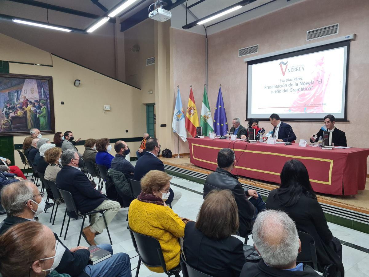 La nueva novela de Eva Díaz Pérez rinde homenaje al humanista Elio Antonio de Nebrija en el año de su V Centenario