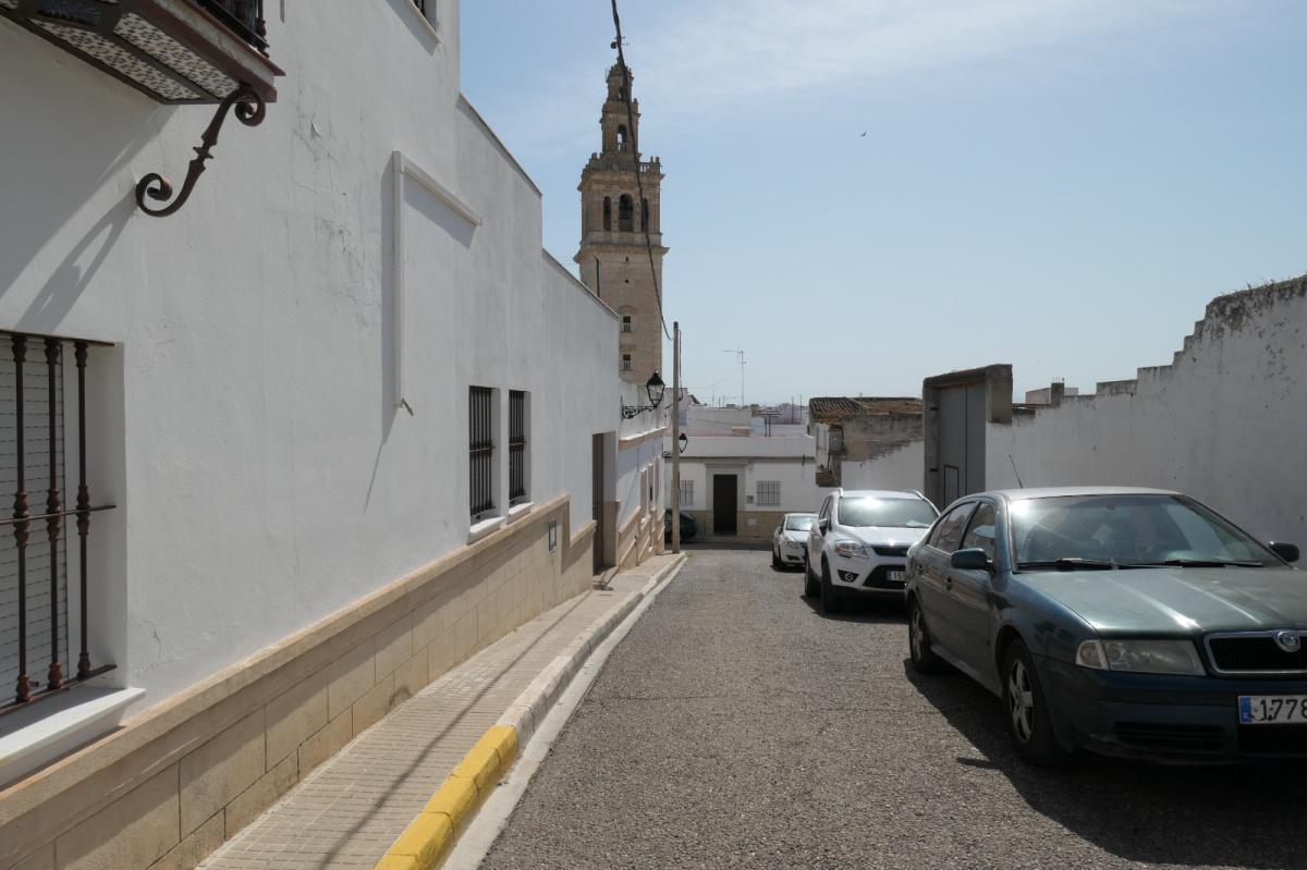 El Ayuntamiento mejora la pavimentación de las calles Morón, Virgen de la Estrella y Corazón de Jesús